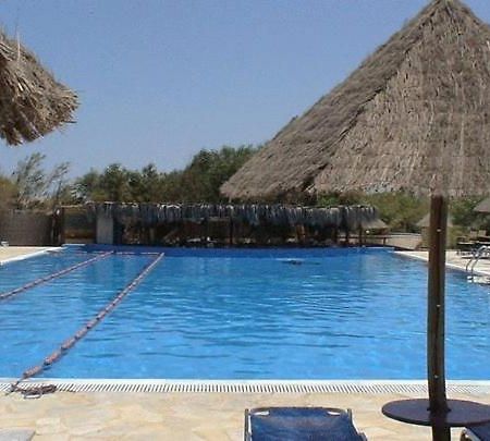 Surfing Beach Huts Santa Maria  Exterior foto